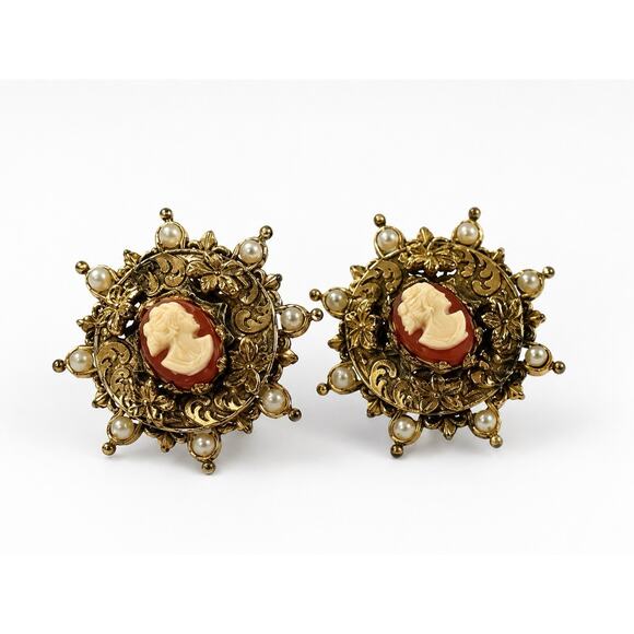 Unbranded Jewelry - Cameo Faux Pearl Screw Back Earrings Gold Tone Filigree Victorian Revival